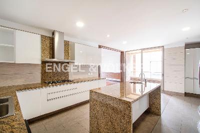 Apartamento de 4 alcobas en venta en Chico Alto, Bogotá, 357 m² · foto 7 de 20