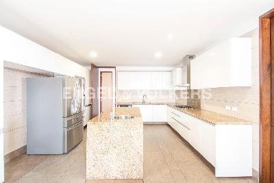 Apartamento de 4 alcobas en venta en Chico Alto, Bogotá, 357 m² · foto 8 de 20