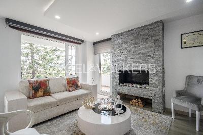 Casa de 4 alcobas en venta en Cerros De Niza, Bogotá, 285 m² · foto 2 de 19