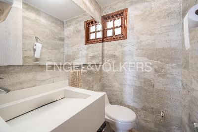 Casa de 4 alcobas en venta en Cerros De Niza, Bogotá, 285 m² · foto 4 de 19