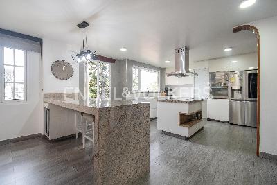 Casa de 4 alcobas en venta en Cerros De Niza, Bogotá, 285 m² · foto 5 de 19