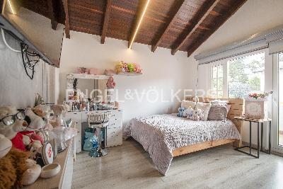 Casa de 4 alcobas en venta en Cerros De Niza, Bogotá, 285 m² · foto 10 de 19
