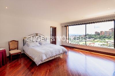 Apartamento de 4 alcobas en venta en Santa Barbara Alta, Bogotá, 457 m² · foto 6 de 20