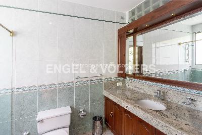 Apartamento de 4 alcobas en venta en Santa Barbara Alta, Bogotá, 457 m² · foto 13 de 20