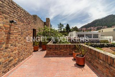 Casa de 3 alcobas en venta en Santa Barbara Alta, Bogotá, 422 m² · foto 18 de 20