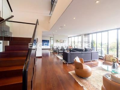 Apartamento de 4 alcobas en venta en La Carolina, Bogotá, 527 m² · foto 2 de 20