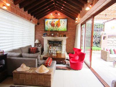 Casa de 4 alcobas en venta en Santa Barbara Alta, Bogotá, 650 m² · foto 3 de 10