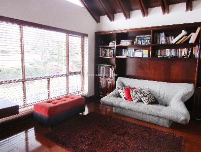 Casa de 4 alcobas en venta en Santa Barbara Alta, Bogotá, 650 m² · foto 6 de 10