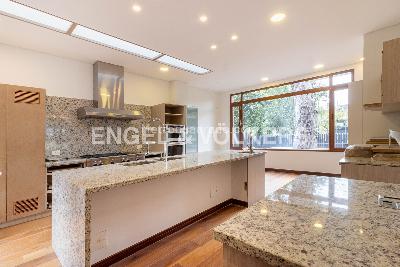 Casa de 4 alcobas en venta en Santa Barbara Alta, Bogotá, 1234 m² · foto 4 de 20