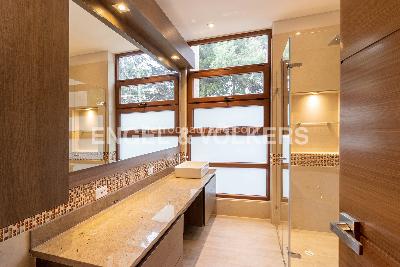 Casa de 4 alcobas en venta en Santa Barbara Alta, Bogotá, 1234 m² · foto 18 de 20