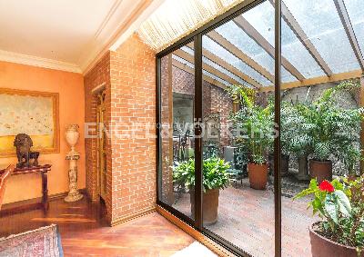 Apartamento de 2 alcobas en venta en Los Rosales, Bogotá, 324 m² · foto 4 de 10