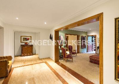 Apartamento de 2 alcobas en venta en Los Rosales, Bogotá, 324 m² · foto 5 de 10