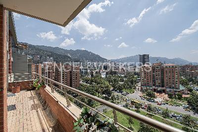 Apartamento de 3 alcobas en venta en Lisboa, Bogotá, 280 m² · foto 3 de 19