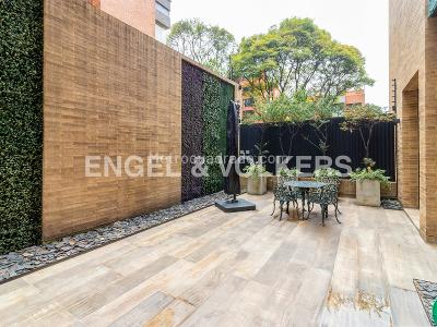 Apartamento de 3 alcobas en venta en Chico Museo, Bogotá, 395 m² · foto 8 de 20