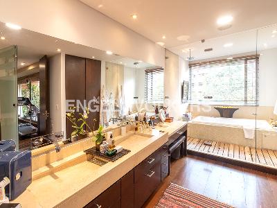 Apartamento de 3 alcobas en venta en Los Rosales, Bogotá, 482 m² · foto 10 de 17