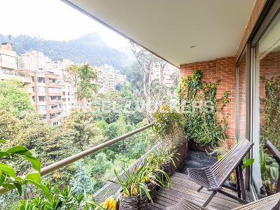 Apartamento de 3 alcobas en venta en Los Rosales, Bogotá, 482 m² · foto 11 de 17
