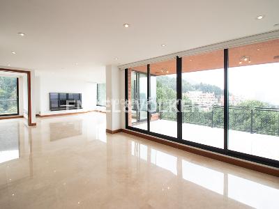 Apartamento de 5 alcobas en venta en Santa Barbara Alta, Bogotá, 494 m² · foto 3 de 20
