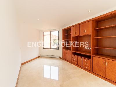 Apartamento de 5 alcobas en venta en Santa Barbara Alta, Bogotá, 494 m² · foto 7 de 20