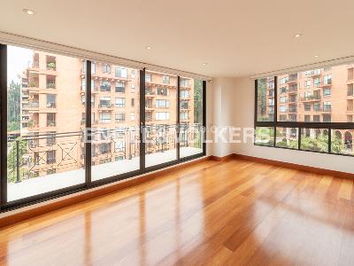 Apartamento de 5 alcobas en venta en Santa Barbara Alta, Bogotá, 494 m² · foto 13 de 20