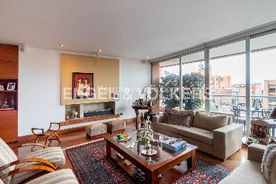 Apartamento de 4 alcobas en venta en Los Rosales, Bogotá, 406 m² · foto 2 de 20