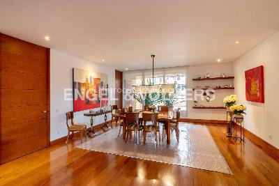 Apartamento de 4 alcobas en venta en Los Rosales, Bogotá, 406 m² · foto 3 de 20