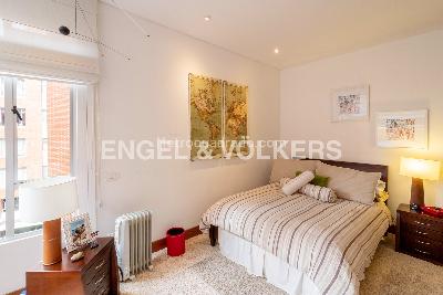 Apartamento de 4 alcobas en venta en Los Rosales, Bogotá, 406 m² · foto 12 de 20
