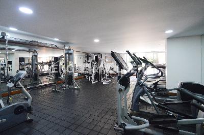 Apartamento de 4 alcobas en venta en Los Rosales, Bogotá, 406 m² · foto 17 de 20