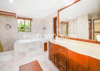 Apartamento de 3 alcobas en venta en Conjuntos Cerros Norte, Bogotá, 245 m² · foto 17 de 20
