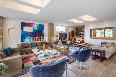 Apartamento de 3 alcobas en venta en Bosque De Pinos, Bogotá, 353 m² · foto 2 de 20