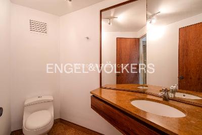 Apartamento en venta en Los Rosales, Bogotá · foto 3 de 18