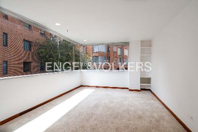 Apartamento en venta en Los Rosales, Bogotá · foto 13 de 18