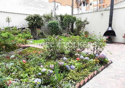 Casa de 5 alcobas en venta en Santa Barbara Central, Bogotá, 601 m² · foto 4 de 20