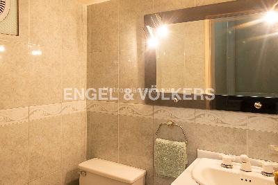 Casa de 5 alcobas en venta en Santa Barbara Central, Bogotá, 601 m² · foto 9 de 20