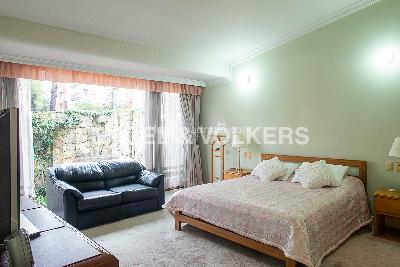 Casa de 5 alcobas en venta en Santa Barbara Central, Bogotá, 601 m² · foto 10 de 20
