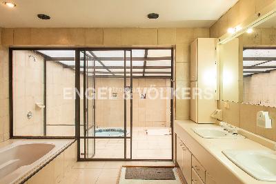 Casa de 5 alcobas en venta en Santa Barbara Central, Bogotá, 601 m² · foto 13 de 20