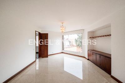 Apartamento en venta en Rosales, Bogotá · foto 3 de 17