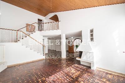 Casa en venta en Santa Paula, Bogotá · foto 2 de 10