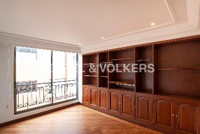 Apartamento de 4 alcobas en venta en Santa Bibiana, Bogotá, 493 m² · foto 3 de 20