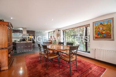 Apartamento de 3 alcobas en venta en El Refugio, Bogotá, 231 m² · foto 4 de 12