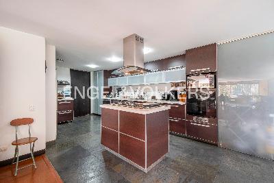 Apartamento de 3 alcobas en venta en El Refugio, Bogotá, 231 m² · foto 6 de 12