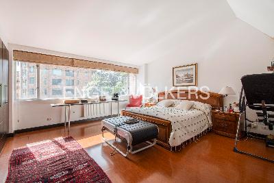 Apartamento de 3 alcobas en venta en El Refugio, Bogotá, 231 m² · foto 8 de 12