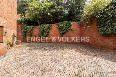 Apartamento de 4 alcobas en venta en Los Rosales, Bogotá, 275 m² · foto 7 de 20