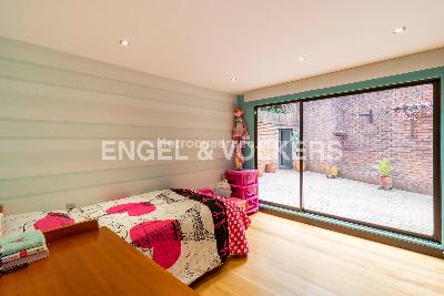 Apartamento de 4 alcobas en venta en Los Rosales, Bogotá, 275 m² · foto 15 de 20