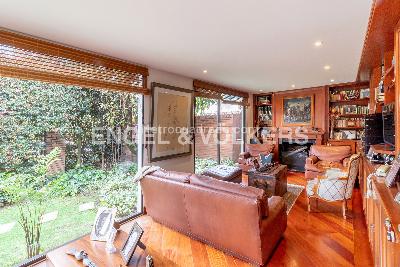 Casa de 5 alcobas en venta en Santa Ana, Bogotá, 471 m² · foto 4 de 20