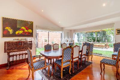 Casa de 5 alcobas en venta en Santa Ana, Bogotá, 471 m² · foto 8 de 20