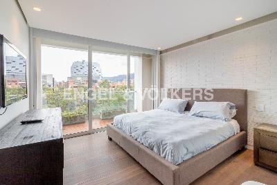 Apartamento de 3 alcobas en venta en El Virrey, Bogotá, 293 m² · foto 12 de 19