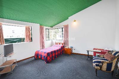 Casa de 4 alcobas en venta en Cedritos, Bogotá, 254 m² · foto 9 de 19