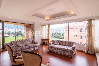Apartamento de 4 alcobas en venta en Country, Bogotá, 359 m² · foto 2 de 20