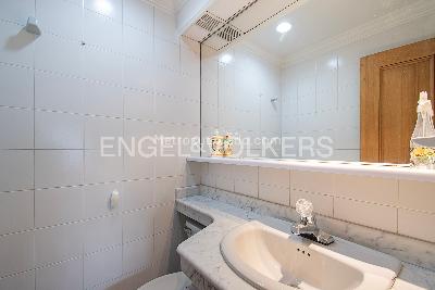 Apartamento de 3 alcobas en venta en Santa Paula, Bogotá, 198 m² · foto 6 de 13