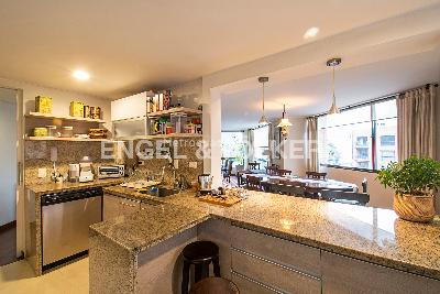 Apartamento de 3 alcobas en venta en Los Rosales, Bogotá, 147 m² · foto 5 de 13